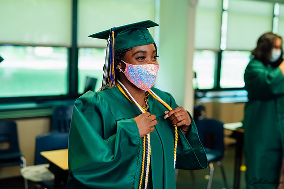 Eton_Graduation_20210521_0015