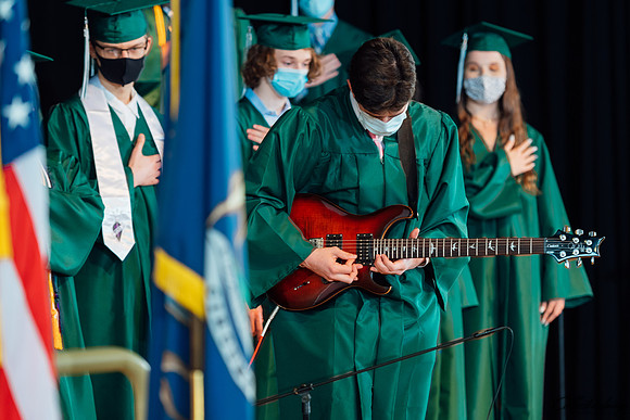 Eton_Graduation_20210521_0116