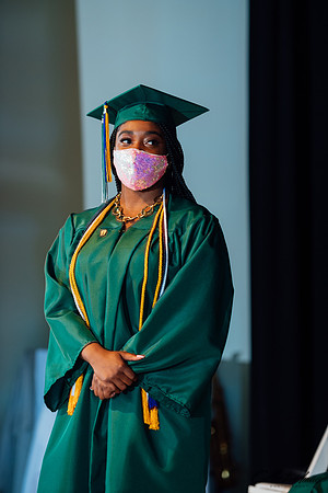 Eton_Graduation_20210521_0146